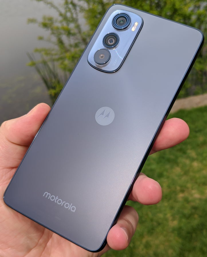 Motorola Edge 30 review in romana