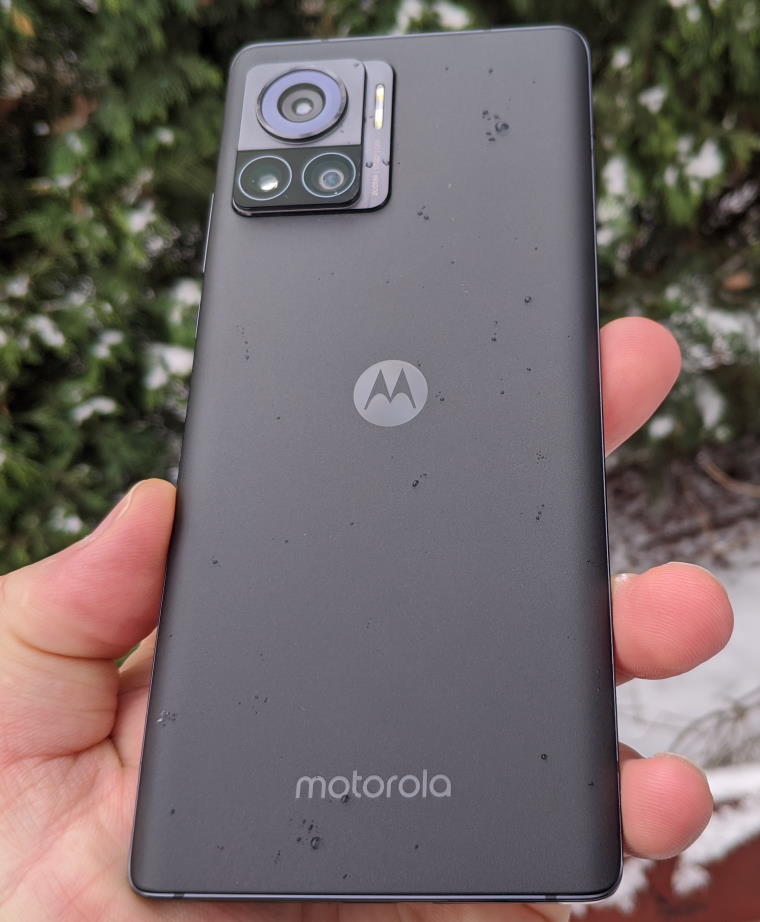 Motorola Edge 30 Ultra review in romana