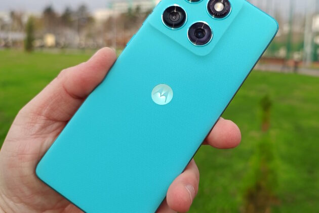 Motorola Edge 60 Fusion review in romana